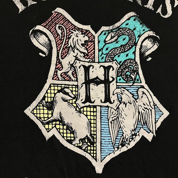Harry Potter Hogwarts School Of Witchcraft And Wizardry Shirt Women Small - Picture 2 of 15